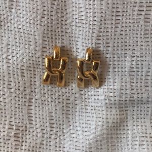 Gold earrings